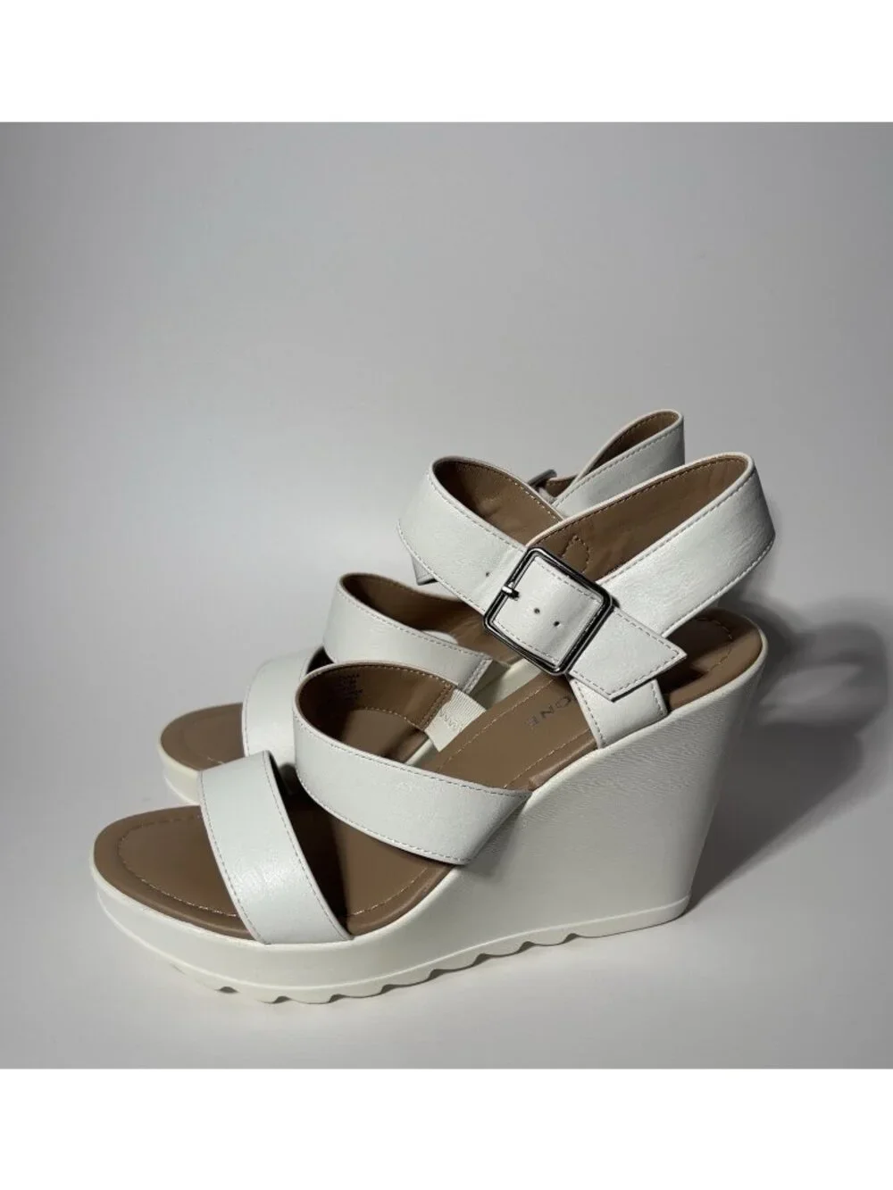 Sun + Stone Siennaa White Platform Wedge Sandals Women’s 8M